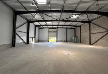 Location activité/entrepôt Signes (83870) - 1365 m²