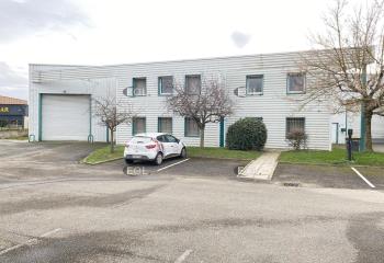 Location activité/entrepôt Toussieu (69780) - 780 m²