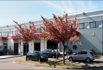 Location activité/entrepôt Trappes (78190) - 2658 m²