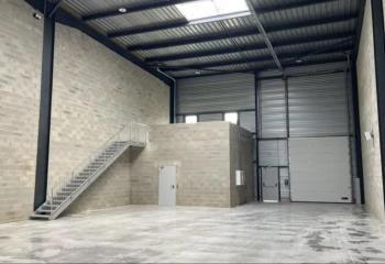 Location activité/entrepôt Vaires-sur-Marne (77360) - 698 m² à Vaires-sur-Marne - 77360