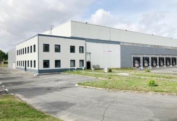 Location activité/entrepôt Verneuil-en-Halatte (60550) - 5209 m² à Verneuil-en-Halatte - 60550