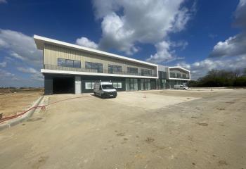 Location activité/entrepôt Villebon-sur-Yvette (91140) - 2465 m²