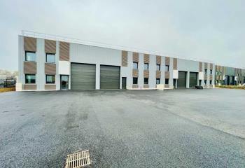 Location activité/entrepôt Villefranche-sur-Saône (69400) - 2860 m²