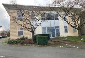 Location activité/entrepôt Voisins-le-Bretonneux (78960) - 663 m² à Voisins-le-Bretonneux - 78960