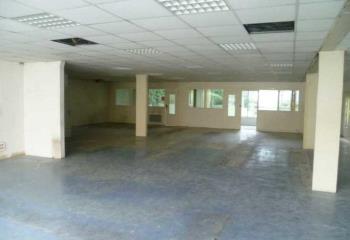 Vente bureaux 275 m² non divisibles