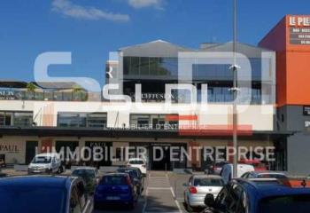 Bureau à vendre Bourgoin-Jallieu (38300) - 667 m²