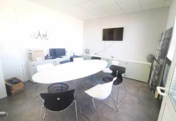 Vente bureaux 65 m² non divisibles