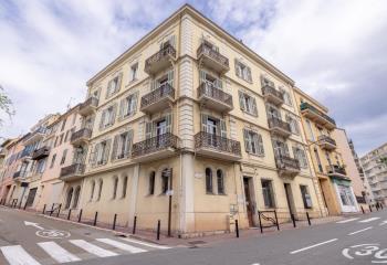 Vente bureaux 844 m² non divisibles à Cannes - 06400