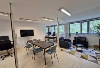 Bureau à vendre Champs-sur-Marne (77420) - 170 m²