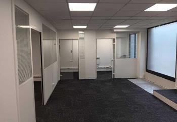 Bureau à vendre Courbevoie (92400) - 63 m²