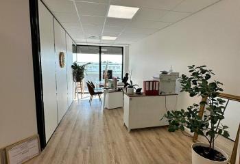 Bureau à vendre Fargues-Saint-Hilaire (33370) - 236 m² à Fargues-Saint-Hilaire - 33370