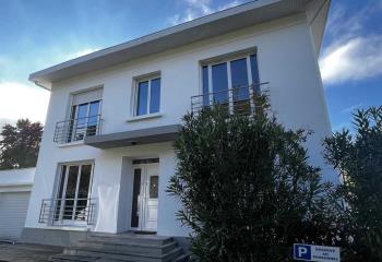 Bureau à vendre Le Taillan-Médoc (33320) - 180 m²