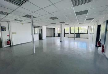 Bureau à vendre Melun (77000) - 217 m²