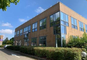 Bureau à vendre Montigny-le-Bretonneux (78180) - 821 m²