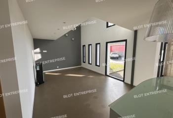 Bureau à vendre Noyal-sur-Vilaine (35530) - 166 m² à Noyal-sur-Vilaine - 35530