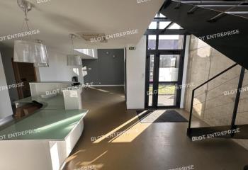 Bureau à vendre Noyal-sur-Vilaine (35530) - 166 m² à Noyal-sur-Vilaine - 35530