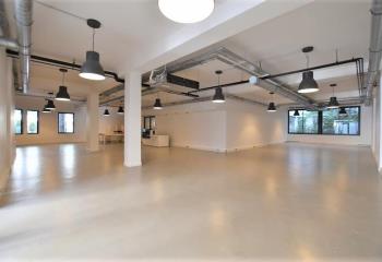 Bureau à vendre Paris 10 (75010) - 220 m² à Paris 10 - 75010