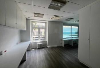 Bureau à vendre Paris 17 (75017) - 91 m²