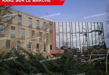 Bureau à vendre Rennes (35000) - 60 m² à Rennes - 35000