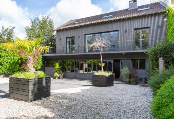 Bureau à vendre Rueil-Malmaison (92500) - 400 m²