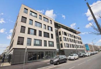 Bureau à vendre Vénissieux (69200) - 701 m²