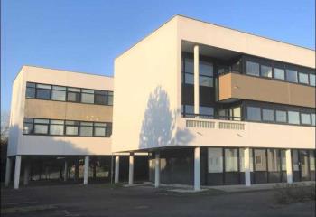 Bureau à vendre Vern-sur-Seiche (35770) - 1871 m²