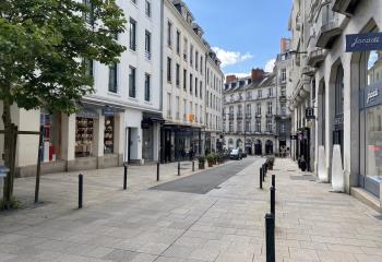 Local commercial à vendre Nantes (44000) - 698 m² à Nantes - 44000