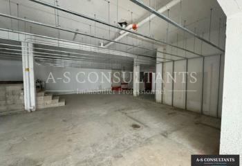 Local commercial à vendre Nîmes (30000) - 192 m² à Nîmes - 30000