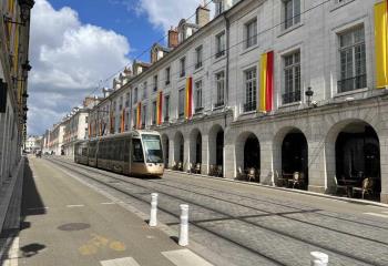 Local commercial à vendre Orléans (45000) - 83 m²