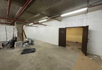 Vente entrepots 83 m² non divisibles