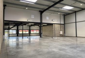 Activité/Entrepôt à vendre Marignane (13700) - 2927 m² à Marignane - 13700