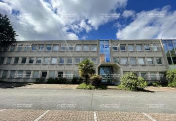 Activité/Entrepôt à vendre Montigny-le-Bretonneux (78180) - 2122 m² à Montigny-le-Bretonneux - 78180