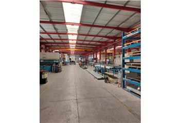 Activité/Entrepôt à vendre Romans-sur-Isère (26100) - 3800 m²