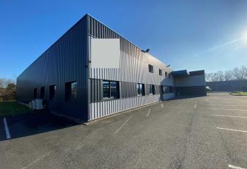 Activité/Entrepôt à vendre Saint-Jean-d'Illac (33127) - 1226 m² à Saint-Jean-d'Illac - 33127