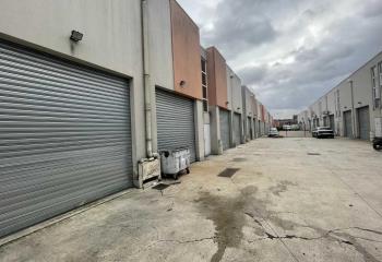 Vente entrepots 120 m² non divisibles à Villeneuve-le-Roi - 94290