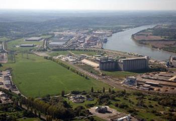 Terrain à vendre Rouen (76000) - 80000 m² à Rouen - 76000