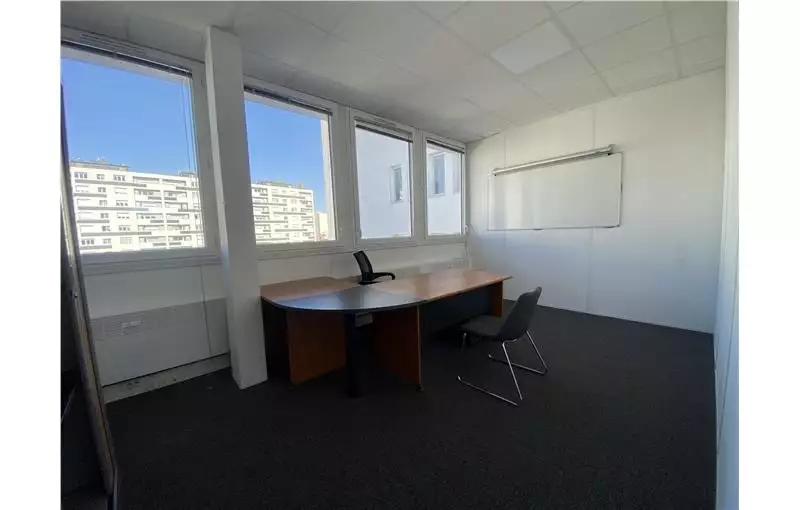 Location de bureau de 600 m² à Bagneux - 92220