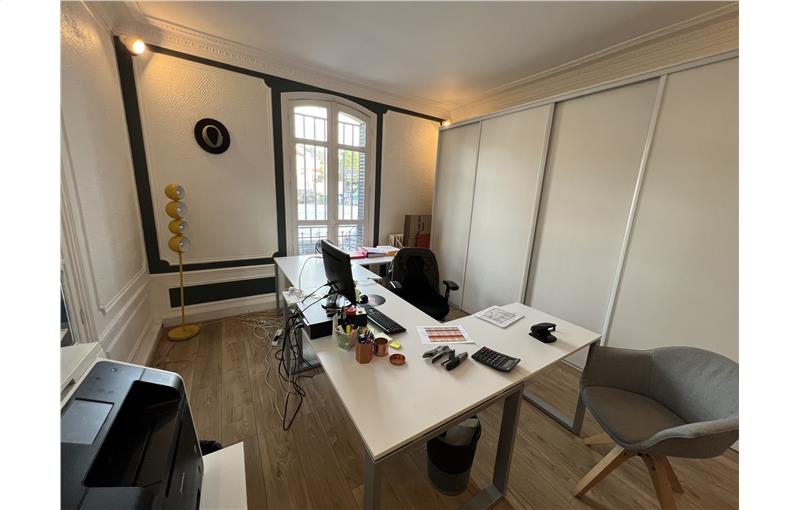 Location de bureau de 32 m² à Bagnolet - 93170 photo - 1