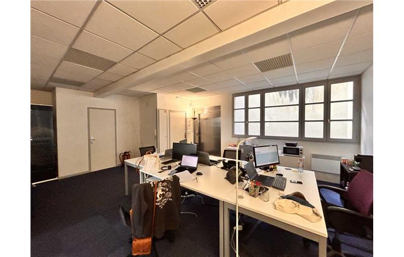 Location de bureau de 75 m² à Bordeaux - 33000 photo - 1