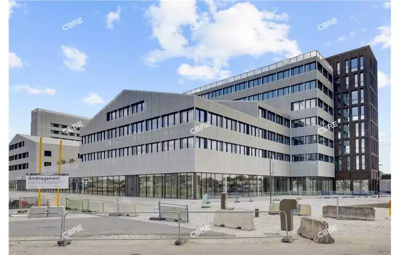 Location de bureau de 585 m² à Bordeaux - 33000