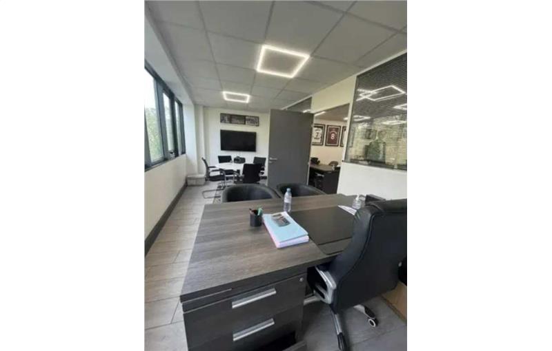 Location de bureau de 90 m² à Boulogne-Billancourt - 92100 photo - 1