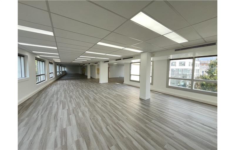 Location de bureau de 369 m² à Boulogne-Billancourt - 92100 photo - 1