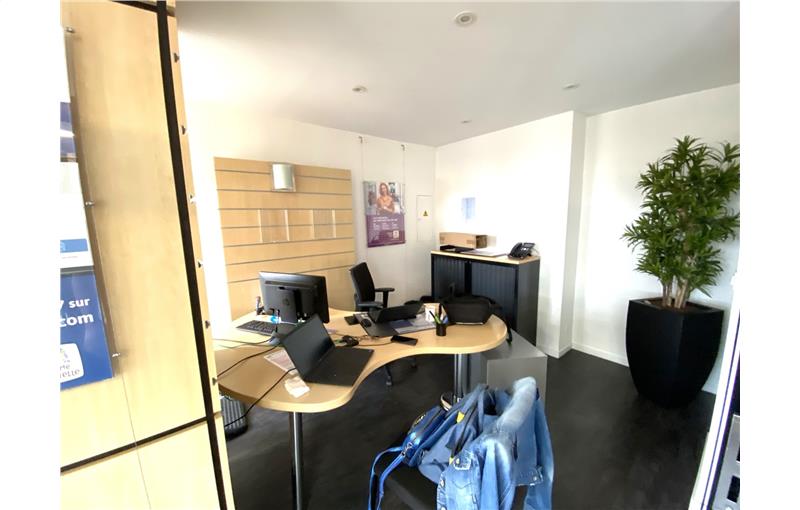 Location de bureau de 157 m² à Boulogne-sur-Mer - 62200 photo - 1