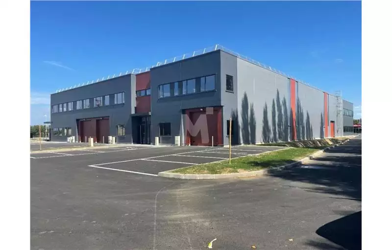 Location de bureau de 2039 m² à Brétigny-sur-Orge - 91220