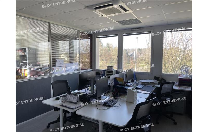 Location de bureau de 314 m² à Cesson-Sévigné - 35510 photo - 1