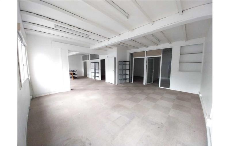 Location de bureau de 367 m² à Champigny-sur-Marne - 94500 photo - 1