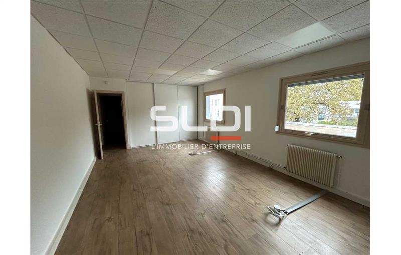 Location de bureau de 154 m² à Charbonnières-les-Bains - 69260 photo - 1