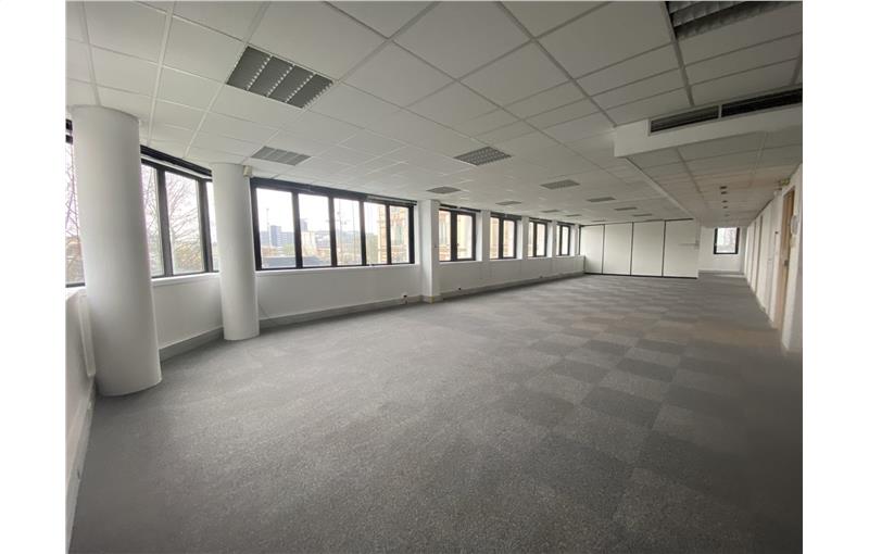 Location de bureau de 303 m² à Charenton-le-Pont - 94220 photo - 1