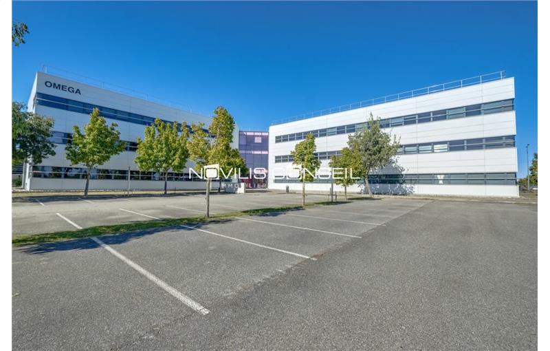 Location de bureau de 4 125 m² à Colomiers - 31770 photo - 1