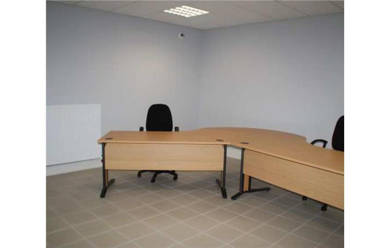 Location de bureau de 203 m² à Cosne-Cours-sur-Loire - 58200 photo - 1